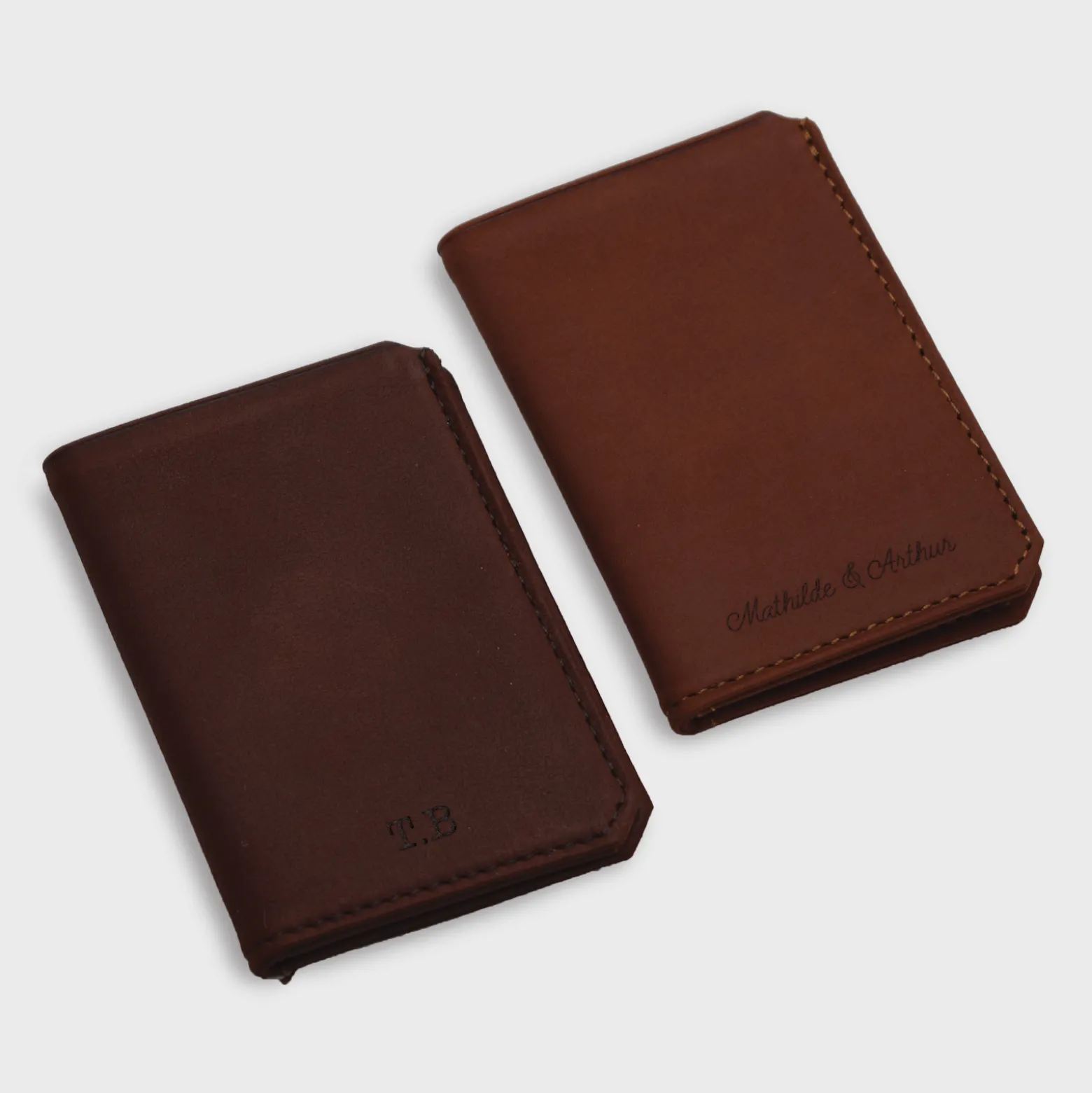 Porte-carte personnalisé double volets cuir couleur fauve 6,8x9,8cm