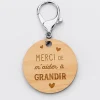 Porte-clés gravé bois médaille ronde 50 mm - édition spéciale "l'école est finie"