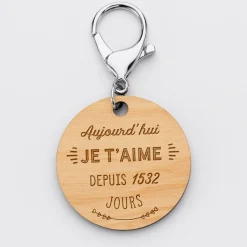 Porte-clés personnalisé gravé bois médaille 50 mm "Je t'aime depuis..."