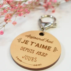 Porte-clés personnalisé gravé bois médaille 50 mm