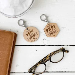 Porte-clés personnalisé gravé bois médaille hexagone 52x45 mm -