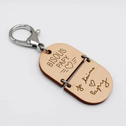 Porte-clés personnalisé gravé bi-matière bois 55 mm - édition spéciale 