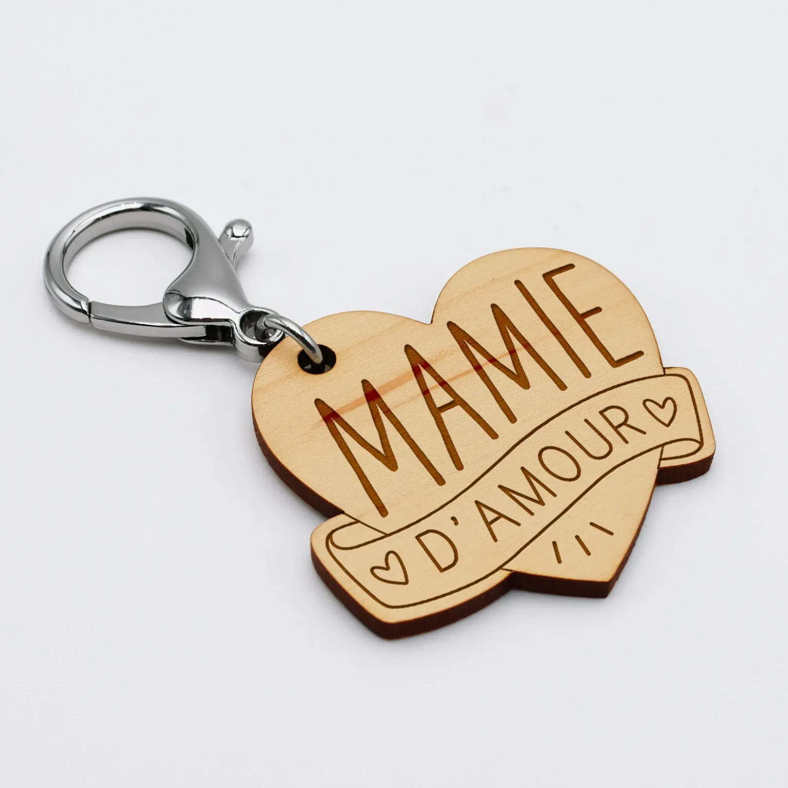 Porte-clés personnalisé gravé bois médaille coeur 47x50 mm - édition spéciale "mamie d'amour"