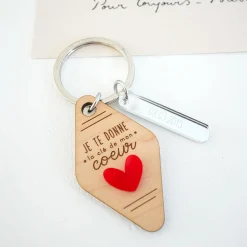 Porte-clés personnalisé gravé bois médaille motel 60x35 mm et breloque acrylique miroir 40x8 mm - Edition spéciale "la clé de mon coeur"