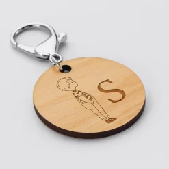 Porte-clés personnalisé initiale gravé bois médaille ronde 50 mm - HappyBulle x Marie Savart