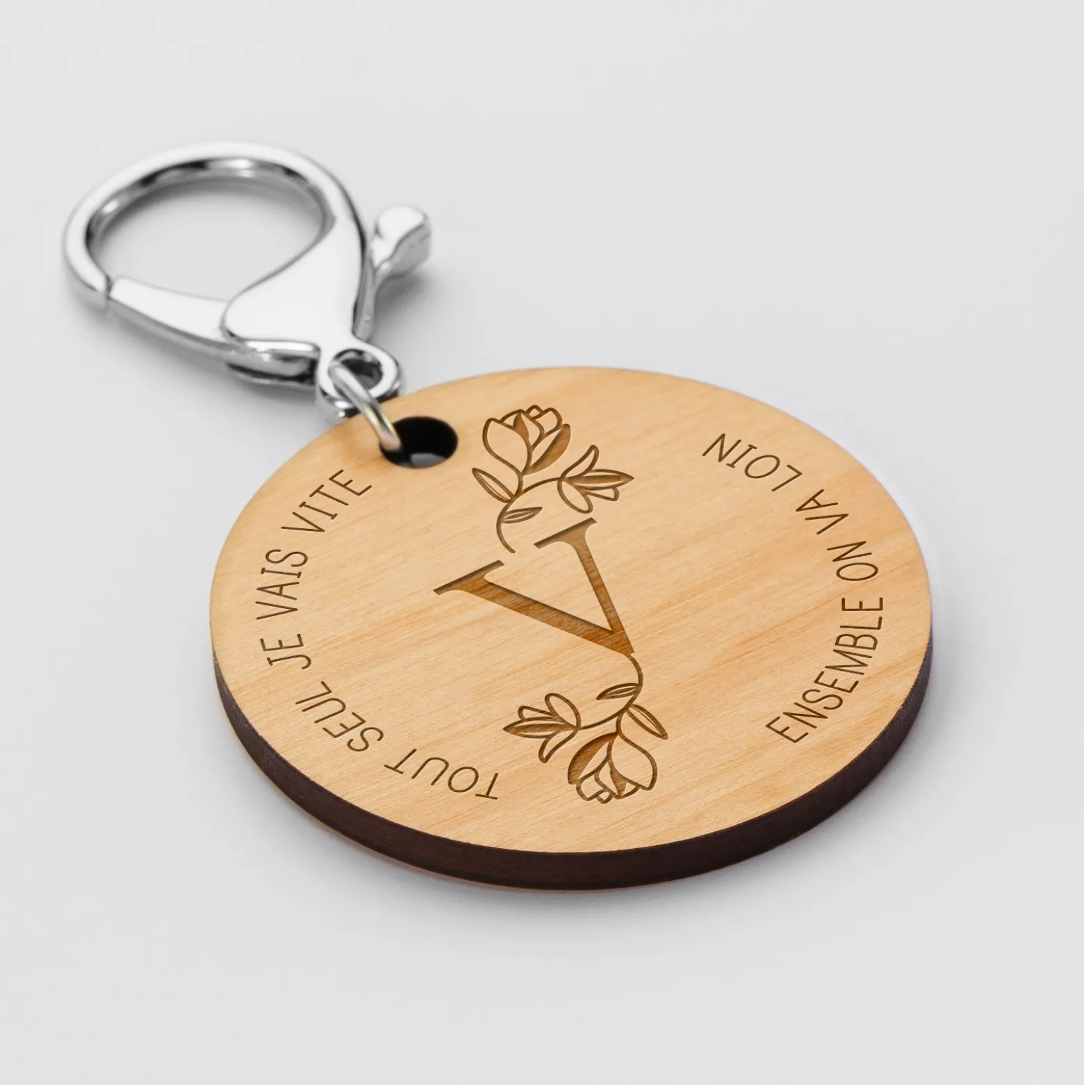 Porte-clés personnalisé médaille gravée bois ronde 50mm Initiale Florale
