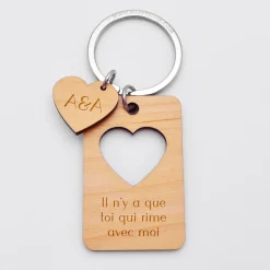 Porte-clés personnalisé médaille gravée bois rectangle 55x35 mm