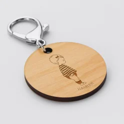 Porte-clés personnalisé prénom gravé bois médaille ronde 50 mm - HappyBulle x Marie Savart